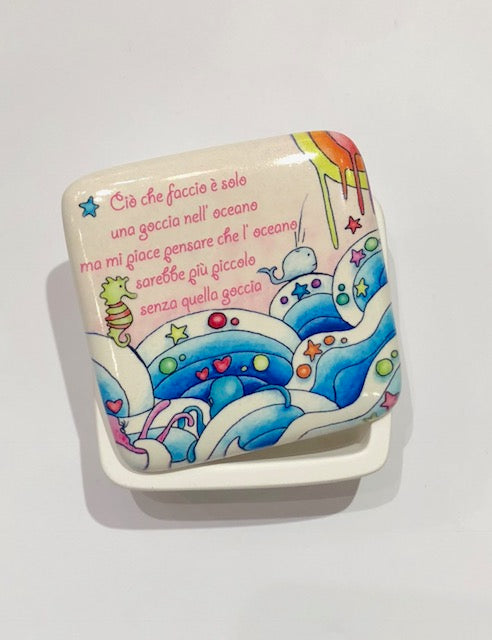 SCATOLA SOLIDALE MADRE TERESA  7,5 X 7,5 cm