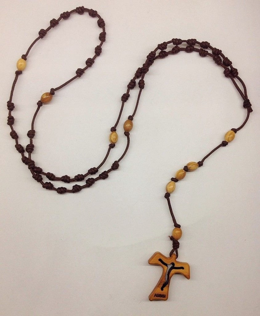Rosario Francescano artigianale con grani in ulivo e Tau con Cristo traforato e scritta ASSISI