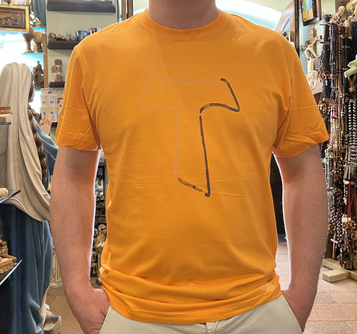 T-SHIRT con TAU stampato