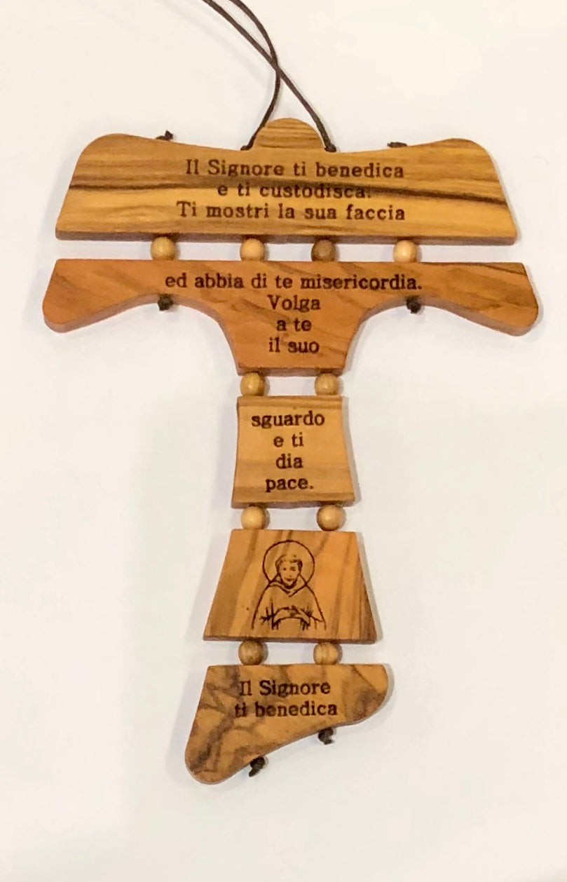 TAU da PARETE in ULIVO SNODATO con incisa la "BENEDIZIONE DI SAN FRANCESCO" 14 cm